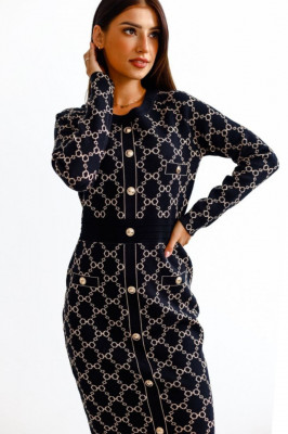 Rochie office Saray, tricot, conica, stilizata cu nasturi metalici si imprimeu deosebit, Negru