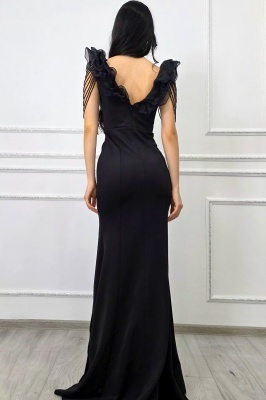rochie neagra spectaculoasa pentru aparitii memorabile