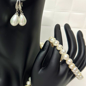 Set accesorii Precious Pearls, colier, cercei și brățară din perle de cultură, in cutie cadou, Alb 2