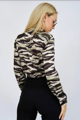 Bluza crop tip camasa Waley, cu imprimeu animal print si snururi reglabile, laterale, Bej zebra3
