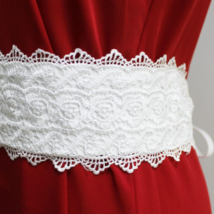 Centura corset Maya, in stil traditionat cu dantela, alb