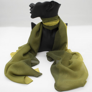 Esarfa satinata de dama, in cutie cadou, Verde olive-galben, 163x50 cm 1