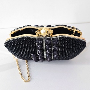Geanta de ocazie, Opulent Style, de tip clutch, cu detalii decorative florale si perle, Negru detaliu