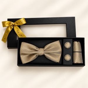 Set 3 piese Elegant pentru barbati, papion, batista si butoni, Bej