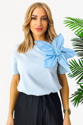 Tricou din bumbac Boemia, cu detaliu floral supradimensionat, in relief, Albastru deschis