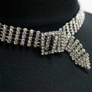 Colier Choker cu pietre semipretioase, la baza gatului, argintiu, CK012