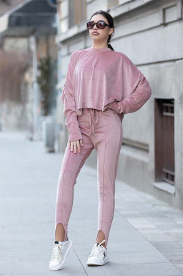 Compleu de catifea Beya - pantaloni cu banda sub talpa si bluza larga - Roz