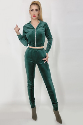 Compleu de catifea Ilinca, pantaloni si bluza scurta cu gluga si fermoar, Verde smarald