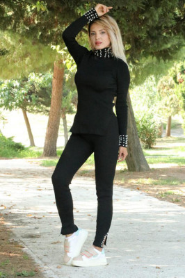 Compleu tetra Aniko, pantaloni si bluza pe gat, cu perle artizanale, Negru4