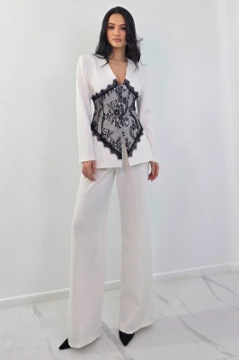 Costum dama VALERYS, pantaloni si sacou cu insertie din dantela aplicata, Alb, Marime S/M