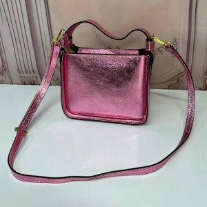 Geanta eleganta ChicCarry Metalizat, din piele naturala si curea detasabila, Roz 6