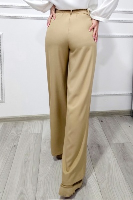 pantaloni coreeni cu talie inalta detaliu spate