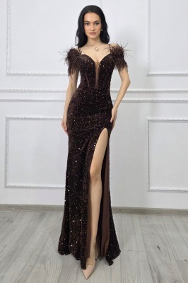 Rochie de seara Lady Marry, croi tip sirena, cu paiete si pene, Maro Ciocolata