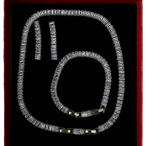 Set accesorii Magical Silver, cu cercei, colier tennis si bratara, incrustate cu pietre semipretioase, in cutie eleganta, Argintiu5