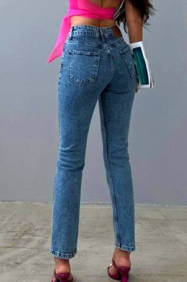 Blugi mom fit Acapulco, cu talie inalta si usor elastici, Albastru deschis spate detaliu