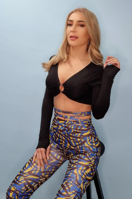 Bluza scurta Lidia, cu decolteu amplu, Negru3
