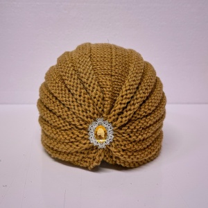 Caciula dama tip turban, NIDEH, cu brosa si textura tricotata, Maro deschis