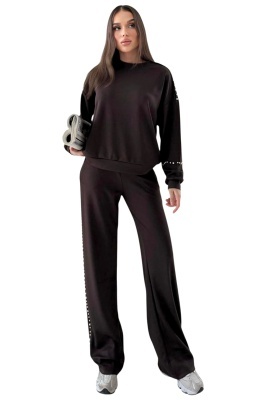 outfit casual chic cu aplicatii artizanale