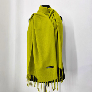 Esarfa tip sal Belladona, din material subtire, cu franjuri si emblema, Olive, 180x65 cm 3