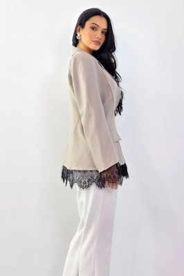 Sacou elegant Maelis, cu dantela si cusaturi de contur, Cappuccino, detaliu lateral