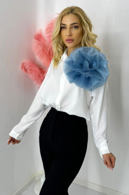 Camasa office Alizee, cu accesoriu floral din organza, Alb/Bleu, Marime S/M 3