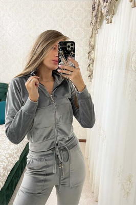 Compleu de catifea Sanda, pantaloni evazati si bluza, gri