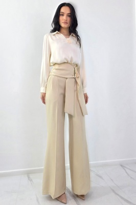 Pantaloni lungi, croi evazat Liora, cu inchidere wrap metalica, Crem