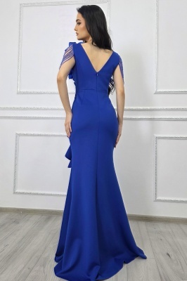 rochie albastru royal sofisticata cu detalii florale volumetrice integrate intr-un design coerent si rafinat