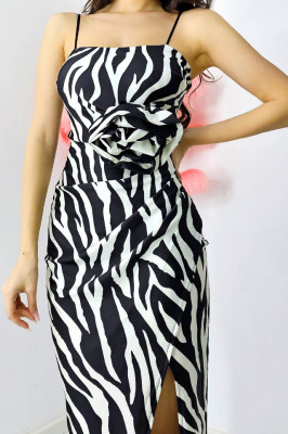 Rochie eleganta Mioara, croi lung cu slit petrecut si detaliu floral oversize, animal print, Marime universala 3