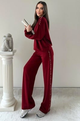 compleu dama cu design modern urban