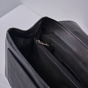 Geanta eleganta, VogueVault, din piele naturala, de tip business si esarfa decorativa, Negru 5