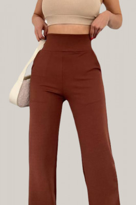 Pantaloni casual Geny, cu banda elastica in talie si croiala usor evazata, Maro1