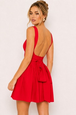 Rochie babydoll cu funda la spate 