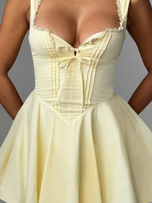 Rochie babydoll de vara cu fusta ampla, bretele medii si detalii din dantela