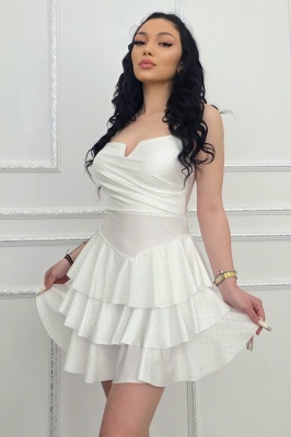 rochie de vara cu croiala fluida si detalii fine