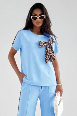 trening albastru de dama cu animal print