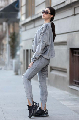 Compleu de catifea Beya - pantaloni cu banda sub talpa si bluza larga - Gri