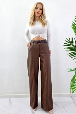Pantaloni vatuiti Leonis, din piele ecologica, cu buzunare si curea asortata, Maro, Marime S/M