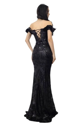 rochie neagra lunga stralucitoare pentru aparitii memorabile