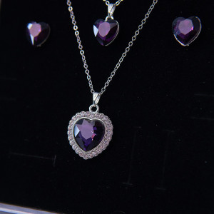 Set accesorii Danser a Deux, din inox, cu cercei, sirag cu doua lanturi si pandativ cu pietre, in cutie eleganta, Silver Heart Mov 1