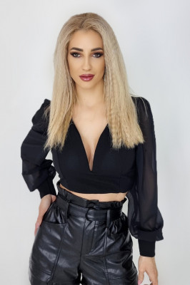 Top scurt Katarina, cu maneci bufante, Negru1