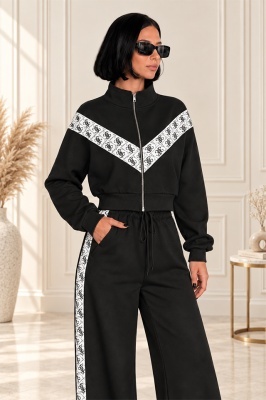 Trening dama Finley, cu hanorac scurt si pantaloni wide leg, Negru, detaliu fata