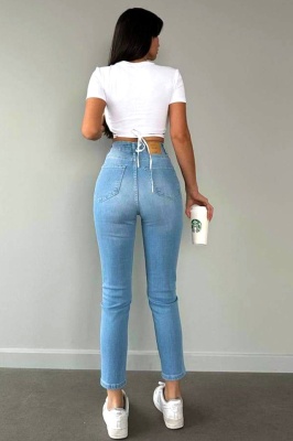 Blugi boyfriend Guasave, cu textura elastica si perforatii, Albastru zapada spate