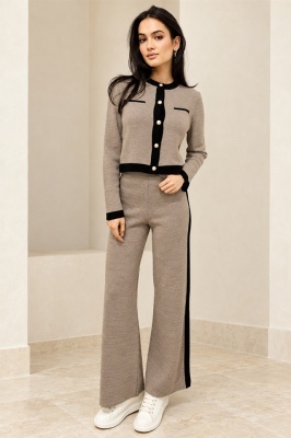 Compleu casual tricot Thalos, cu bluza si pantaloni evazati, Bej, Marime S/M