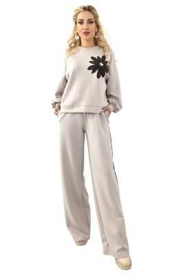 Compleu de zi KEORA, bluza cu detaliu floral si pantaloni, Crem cu panou Maro, Marime S/M/L