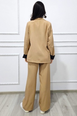 Costum dama Refined, cu manseta piele eco, sacou si pantaloni cu pense, Bej, Marime M/L detaliu spate