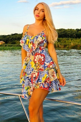 Rochie scurta AUGUSTina Print, cu imprimeu si volane asimetrice, Lemon Camelot, Marime S/M detaliu