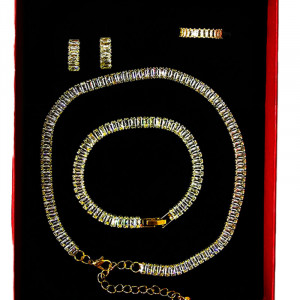 Set accesorii Magical Gold, cu cercei, colier tennis, bratara si inel, incrustate cu pietre semipretioase, in cutie eleganta, Auriu