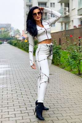 Compleu Cecilia vatuit - pantaloni si bluza hanorac - Alb-lateral