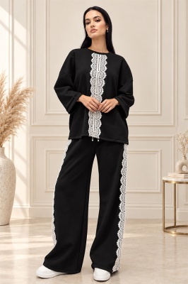 Compleu casual Alberta, cu insertii din dantela si perle, Negru, Marime OneSize